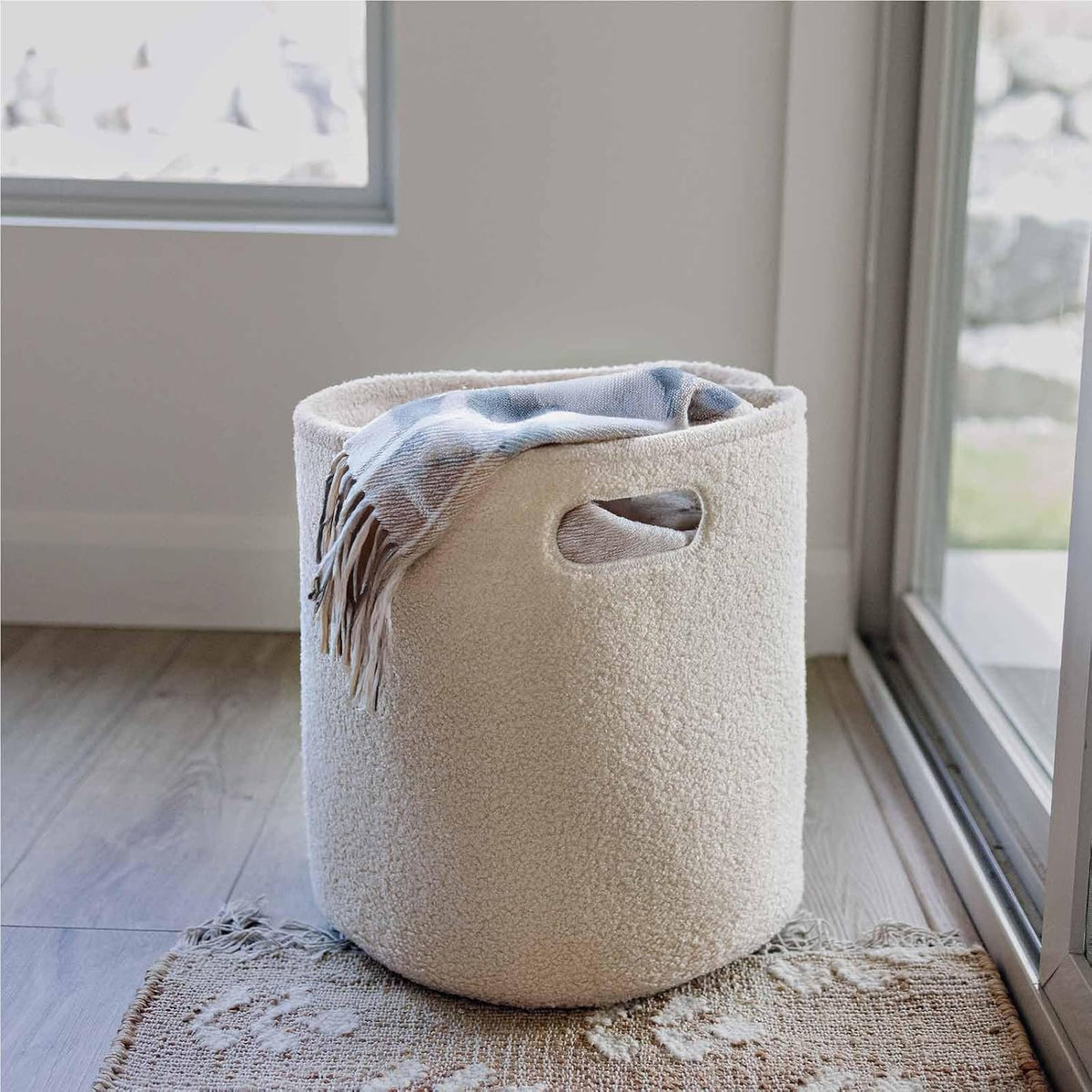 PUTSKA Basket – Round Storage for Clothes – Soft Baby Girl Basket for Nursery, Kids Room, Bedroom