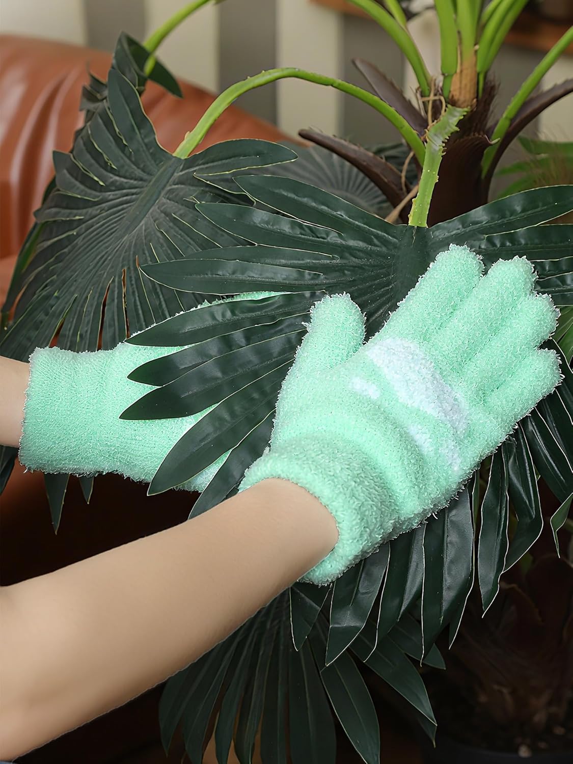 Patelai 3 Pairs Microfiber Plant Dusting Gloves Leaf Cleaning Gloves for Indoor Plants, Blinds
