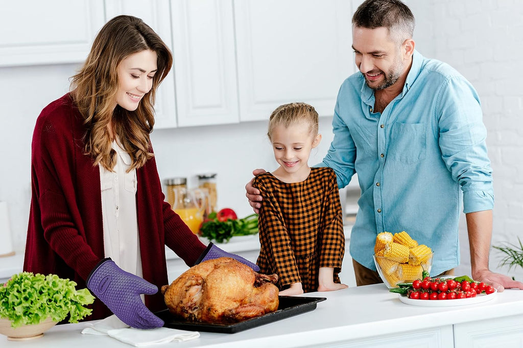 KITCHEN PERFECTION XL Silicone Smoker Oven Gloves -Extreme Heat Resistant BBQ Gloves -Handle Hot