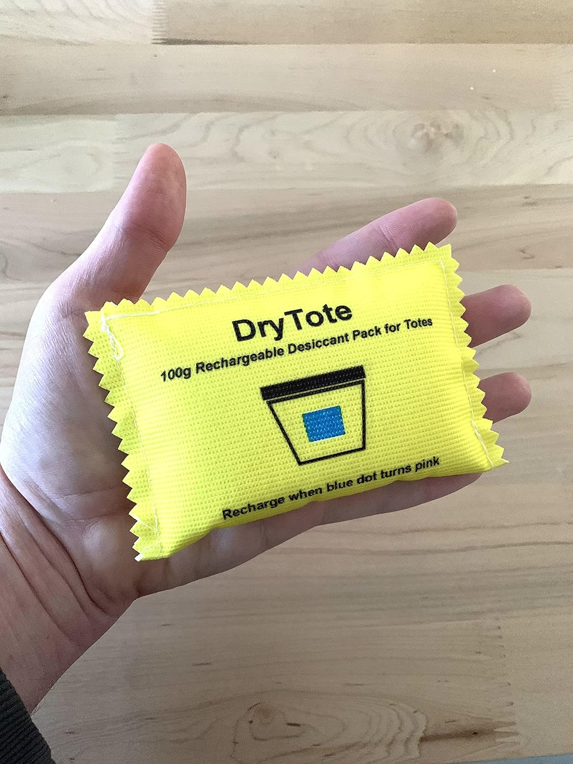 100g Rechargeable Desiccant Pack of 5 - Moisture Absorbing Bag - Silica Gel Desiccant Dehumidifier