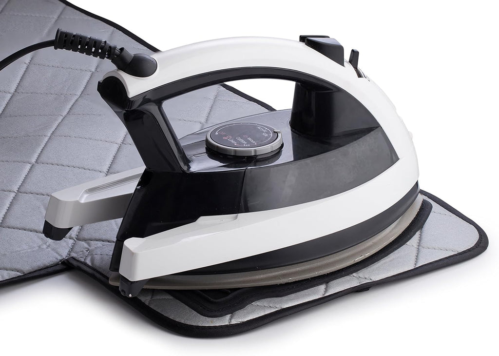 Handy Laundry Magnetic Ironing Mat, Change Any Flat Surface into an Ironing Board, Silicone Slip