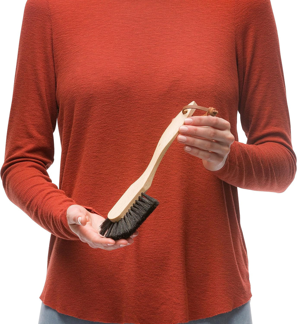 Redecker Oiled Beechwood Dish Brush with Curved Handle and Black Horsehair, 10-1/2-Inches Long